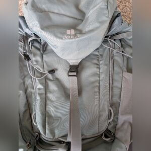 Deuter Women's Trail SL 28L Backpack